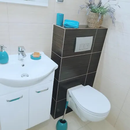 Turkus Z Ogrodem * Kolobřeh